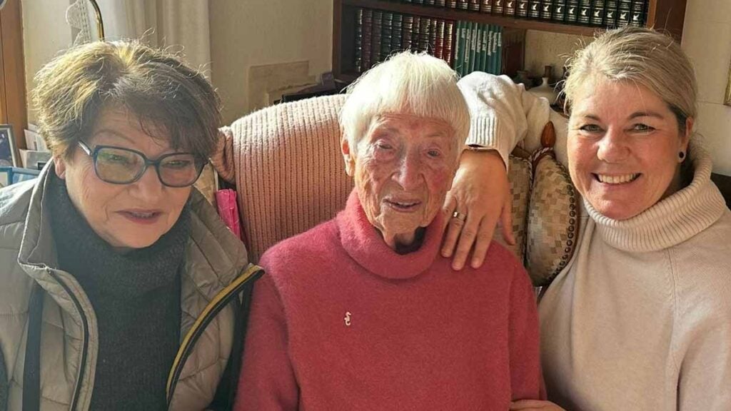 „Will kein Pflegefall werden“ Hundertjährige verrät ihr Rezept für ein langes Leben